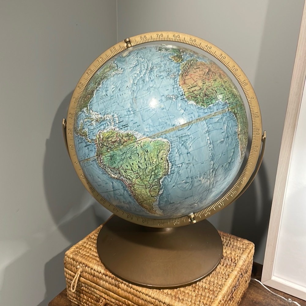 Vintage Globe (1970s)